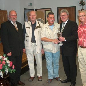 Die Gewinner des AfA Skatturniers 2008 mit MdB Dr. Hans- Ulrich Krüger und dem AfA Vorsitzenden Manfred Sanders